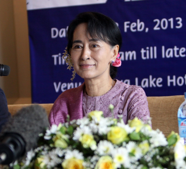 Aung San Suu Kyi ( AP-Yonhap News)