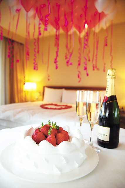 Celebrate Valentine's Day weekend at The Regency Room