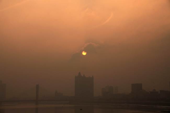 Heavy smog smothers Jilin province, northeast China. (Yonhap News)