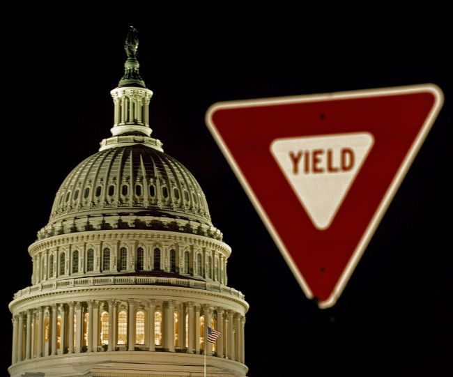 A traffic sign before the Capitol Dome in Washington, D.C. (AFP-Yonhap News)