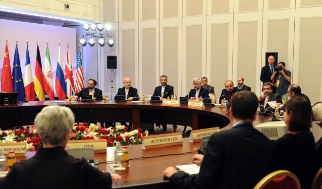 Iran’s representatives led by their top nuclear negotiator Saeed Jalili (back, fourth from left) take part in talks on Iran’s nuclear program in the Kazakh city of Almaty on Wednesday. (AFP-Yonhap News)