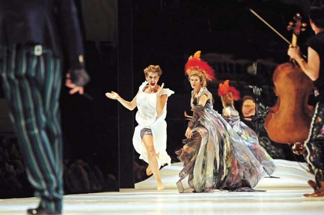 A scene from “Semele Walk” performed at the Sydney Festival 2013 in January. (Tongyeong International Music Festival)