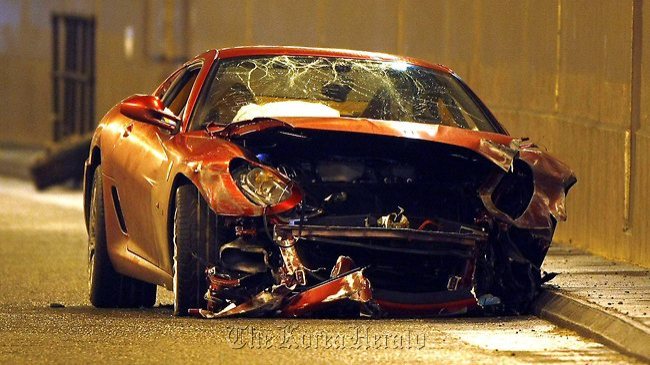 A crashed Ferrari belonging to then Manchester United’s Cristiano Ronaldo in a tunnel near Manchester Airport on Jan. 8, 2009 (AFP)