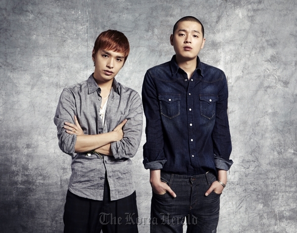 Simon D (left) and E-Sens of hip-hop duo Supreme Team. (Amoebaculture)