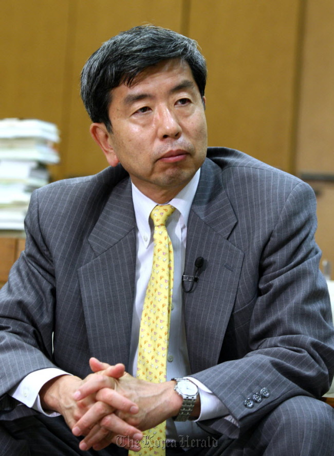 Takehiko Nakao. (Bloomberg)