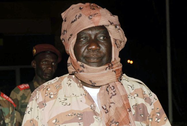 Seleka rebel coalition chief Michel Djotodia arrives in Libreville in January for expected talks with the government to end the conflict in the chronically unstable nation. (AFP-Yonhap News)