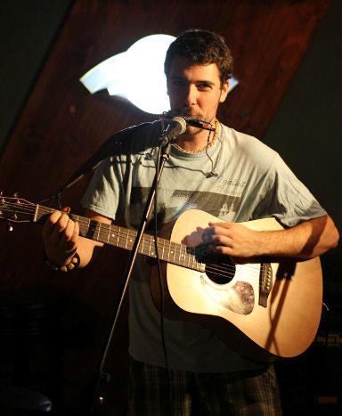 Tim Coker performs at Open Mic at Traveler’s Bar and Grill in Daegu in June 2012. (Travelers Daegu Open Mic)