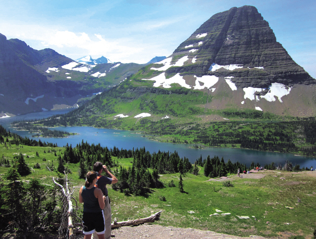 Hidden Lake overlook is a popular 1.5-mile hike from the visitor center at Logan Pass in Glacier National Park, Montana. (MCT)