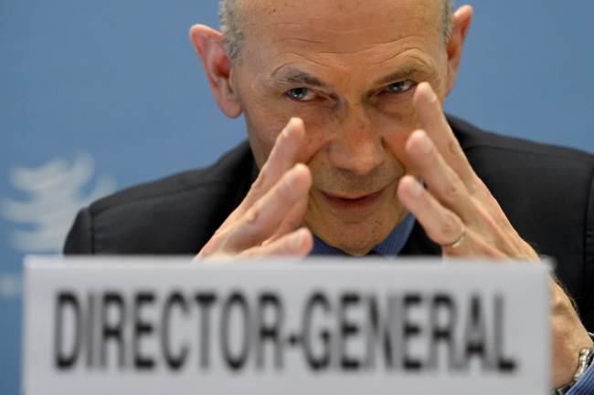 WTO Director-General Pascal Lamy gestures during a press conference at WTO headquarters in Geneva on Wednesday. ( AFP-Yonhap News)