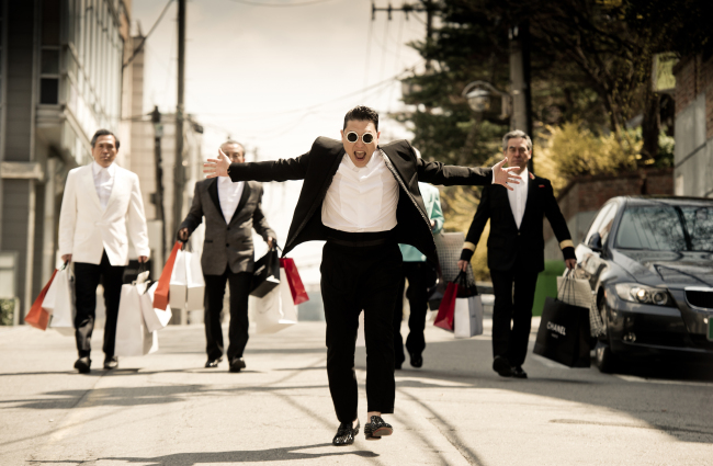 Screen capture of a scene from Psy’s “Gentleman” music video. (YG Entertainment)