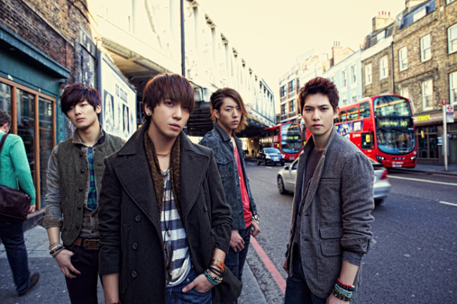 CNBLUE (FNC Entertainment)