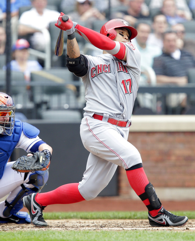 Cincinnati Reds center fielder Choo Shin-soo bats in the fifth inning on Wednesday. The Korean went 1 for 5 with a double and a run scored. (UPI-Yonhap News)