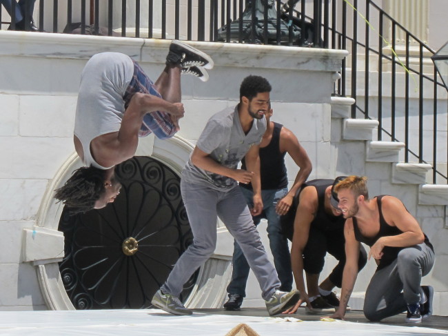 Members of the dancing troupe Compagnie Kafig perform during the opening ceremonies of the Spoleto Festival USA in Charleston, South Carolina, on May 24. (AP-Yonhap News)