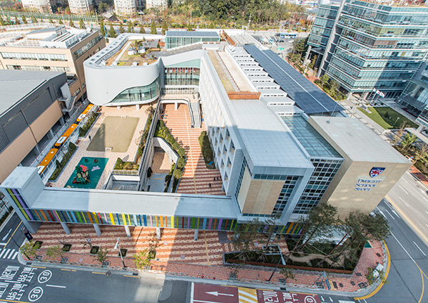 An aerial view of the Dwight School in western Seoul. (Dwight School Seoul)