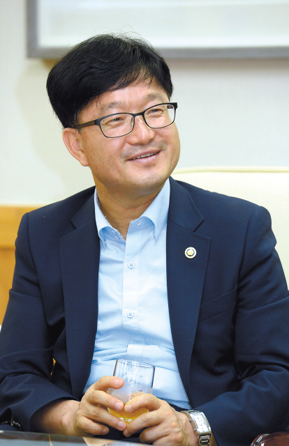 KFS Minister Shin Won-sop