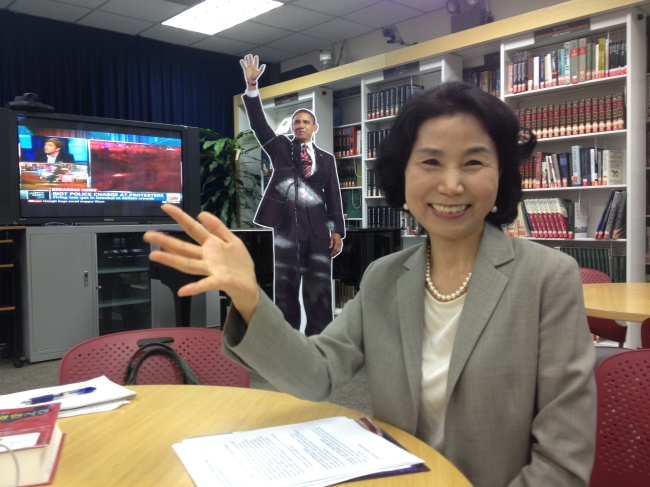 Kim Su-nam, director of the U.S. Embassy’s American Center Korea, gestures during an interview with The Korea Herald in June at the center in the Yongsan district of Seoul. (Philip lglauer/The Korea Herald)