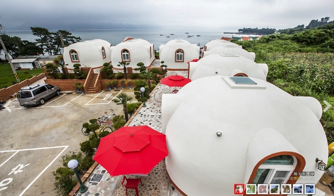 Dome-shaped houses