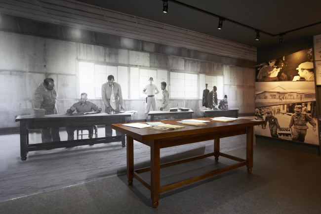 Photographs and copies of official documents are on display at the special exhibition “60 Years After the Armistice (1953-2013)” at the National Museum of Korean Contemporary History. (National Museum of Korean Contemporary History)