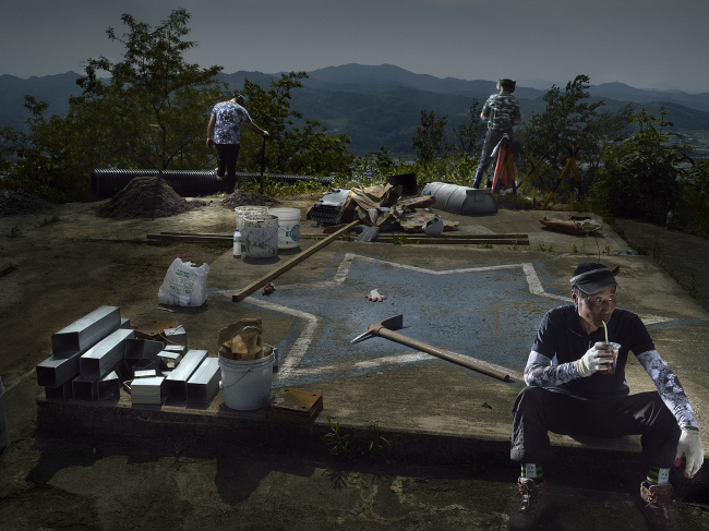 “Memorial to Memorial,” by Yun Su-yeon. (Art Sonje Center)