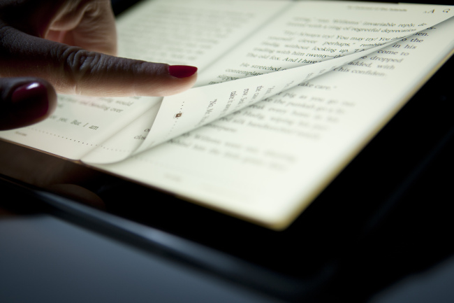 A digital book is displayed on an Apple Inc. iPad in New York. (Bloomberg)