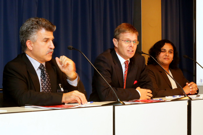 Paul Gray (center) gives a speech on the sidelines of the IFA 2013 trade show in Berlin, which ran Friday through Wednesday. (Messe Berlin GmbH)