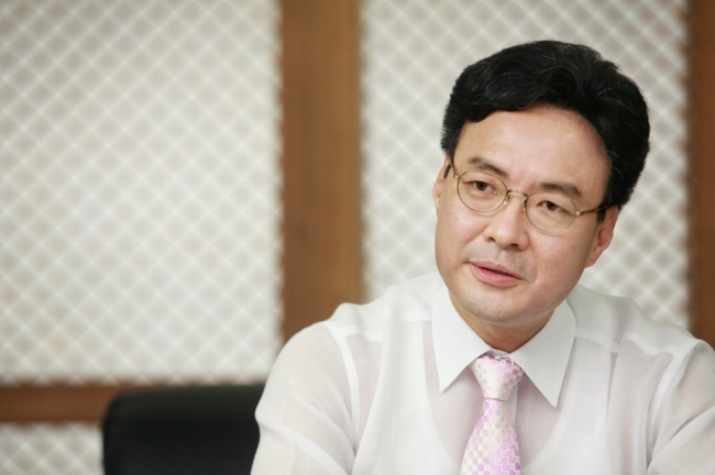 IFEZ commissioner Lee Jong-cheol (IFEZ)