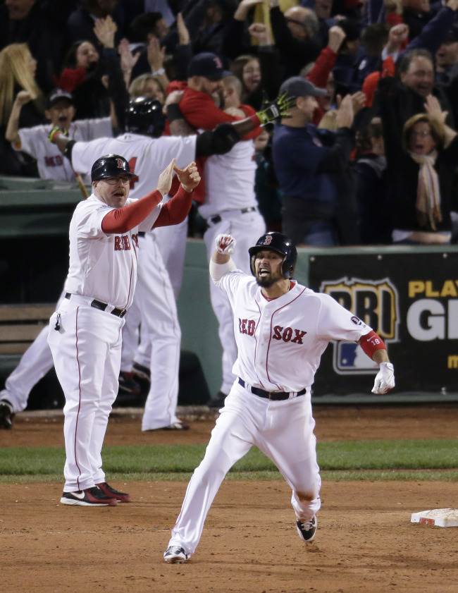 Boston Red Sox outfielder Shane Victorino celebrates his grand slam against the Detroit Tigers on Saturday. (AP-Yonhap News)