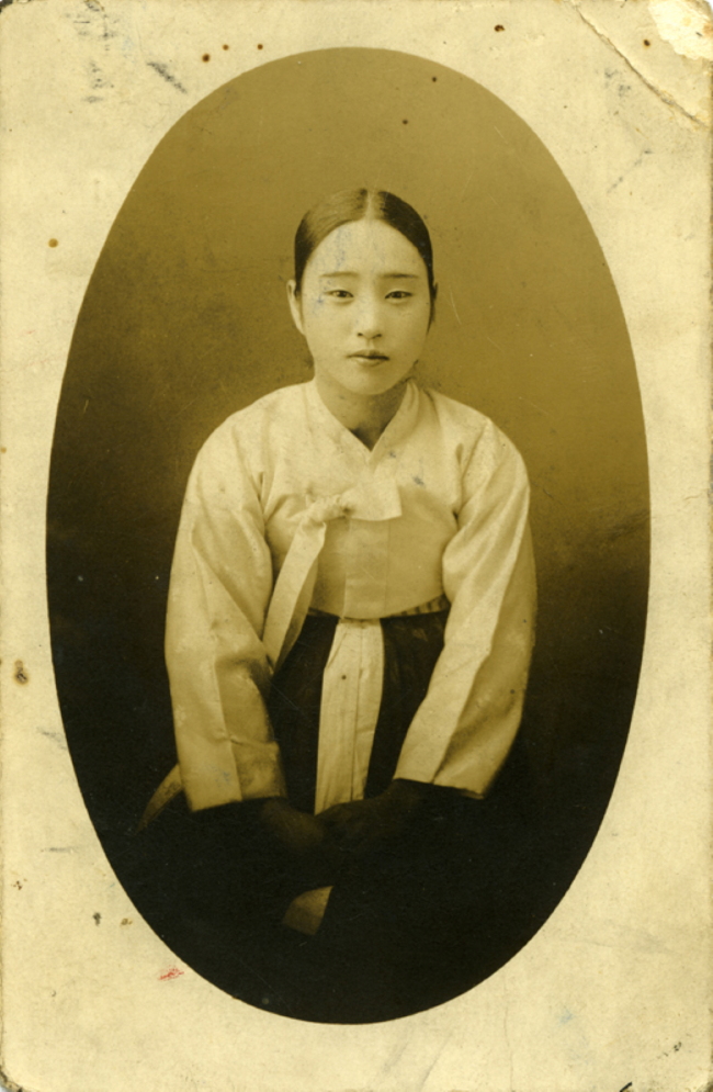 “A Female Portrait,” 1936 (Seoul Photo Festival)