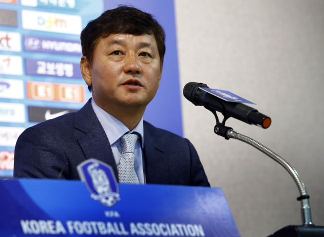 Korea head coach Lee Kwang-jong speaks during a news conference on Tuesday. (Yonhap News)