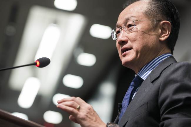 World Bank President Jim Yong Kim speaks at the Center for Strategic and International Studies in Washington, D.C., Tuesday. (AFP-Yonhap News)