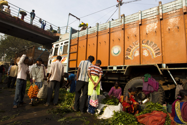 Produce being sold at a market in Kolkata, India. (Bloomberg)