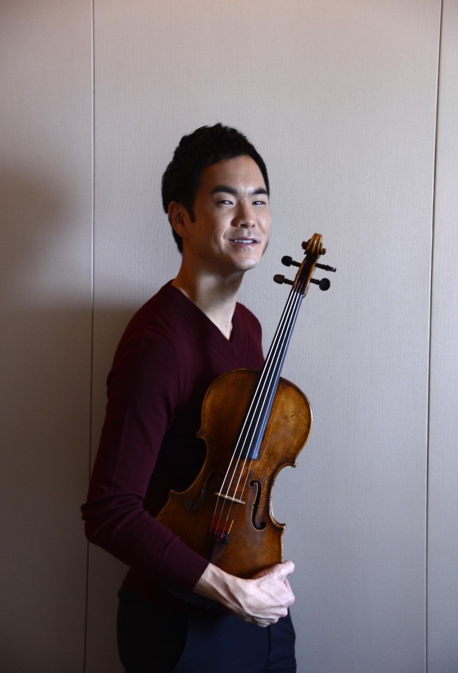 Violist Richard Yongjae O’Neill (Park Hae-mook/The Korea Herald)