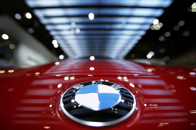 The BMW logo on the hood of a vehicle. (Bloomberg)