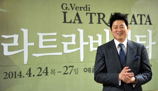 Kang Yosep poses for photos during an interview with The Korea Herald in Seoul last week. (Kim Myung-sub/The Korea Herald)