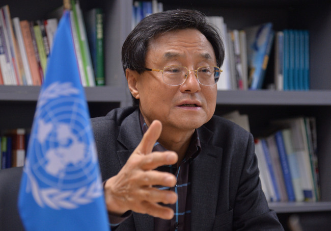 Lim Jae-hong, director of the U.N. Project Office on Governance, speaks during an interview with The Korea Herald at his office in Seoul. (Ahn Hoon/The Korea Herald)