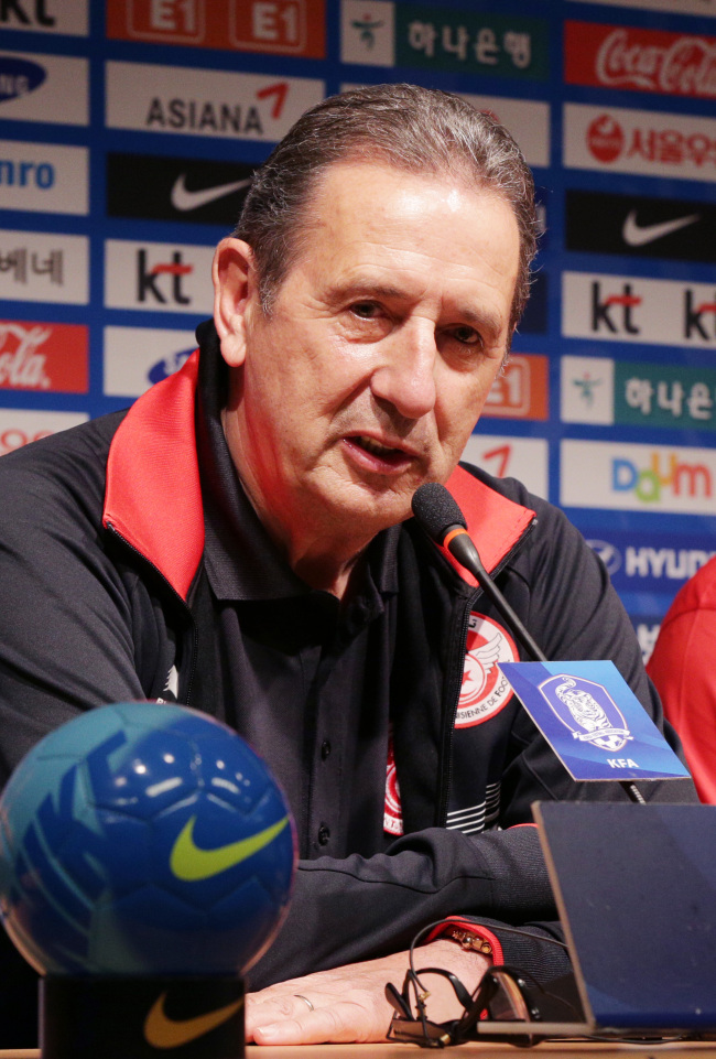 Tunisia head coach Georges Leekens (Yonhap)