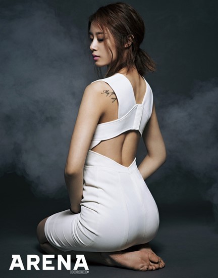 T Aras Ji Yeon Flaunts Sexy Look In Arena Homme Magazine