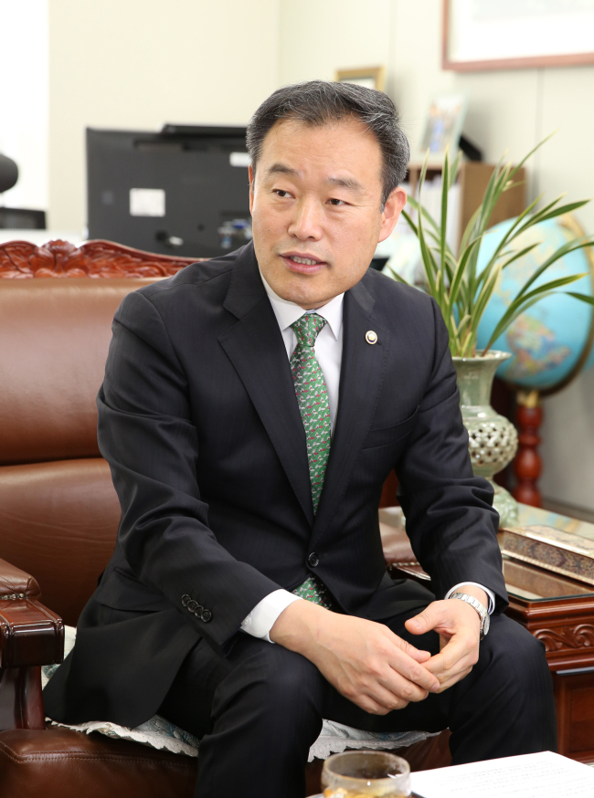KIPO Commissioner Kim Young-min