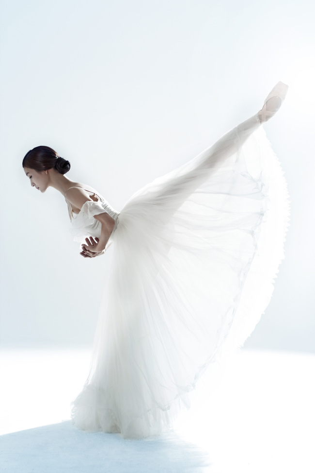 Former Korean National Ballet principal dancer Kim Joo-won as Giselle. (Universal Ballet Company)