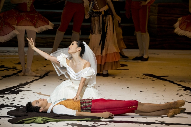 A scene from the Korean National Ballet’s production of “Don Quixote” (Korean National Ballet)