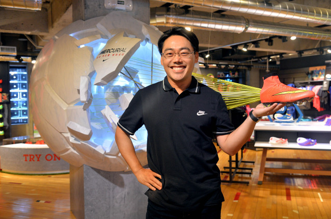 Nike Korea General Manager Peter Kwak poses at the newly-opened flagship store in southern Seoul. (Lee Sang-sub/The Korea Herald)