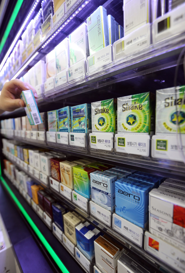 Korea considers raising cigarette prices