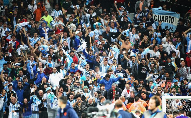 Argentinian fans celebrate their team’s win in Sao Paulo on Wednesday. (EPA-Yonhap)