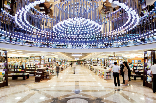 The main branch of Kyobo Book Center in Gwanghwamun is one of the largest and busiest bookshops in Seoul, stretching across 8,595 square meters and dominating the market with sales of around 535 billion won ($527 million) last year. (Kyobo Book Center)