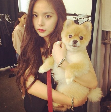 Actress Min Hyo-rin and her pet dog 