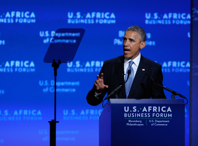 U.S. President Barack Obama speaks during the business forum of the U.S.-Africa Summit in Washington, D.C., Tuesday. (Xinhua-Yonhap)