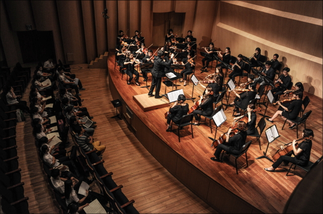 A civic orchestra plays during the preliminary audition for the Civic Orchestra Festival at the Sejong Center for the Performing Arts. (Sejong Center for the Performing Arts)