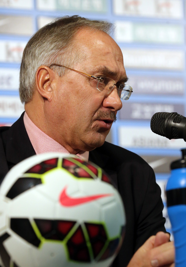 Korea head coach Uli Stielike speaks during a press conference on Monday. (Yonhap)