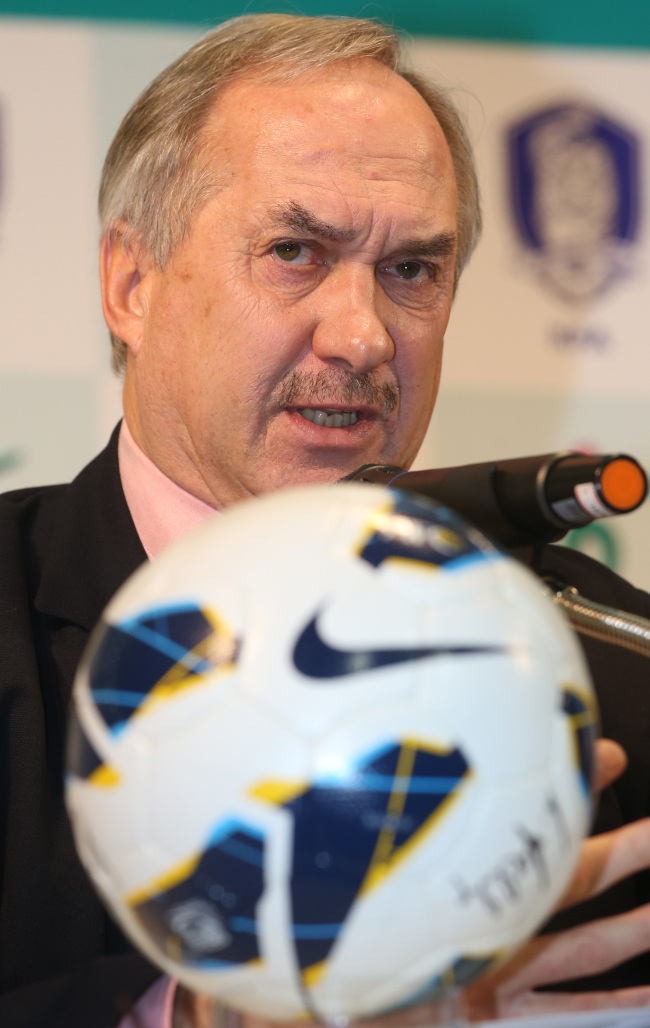 Korea head coach Uli Stielike speaks during a press conference on Wednesday. (Yonhap)