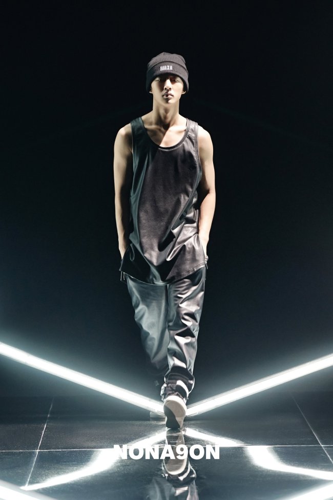 B.I of YG Entertainment group iKON in Nonagon’s spring and summer look for 2015 (Cheil Industries)
